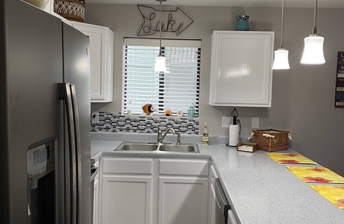 Village of Four Seasons Condo | Southwood Shores-2 bed, 2 bath, King Bed, Pools, Boat Slip, Free WIFI