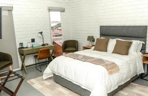 Greater Johannesburg Metropolitan Area Hotel | Soweto Boutique Hotel