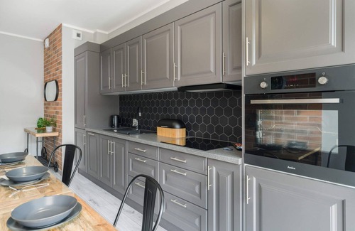 Nowe Miasto Apartment | Sowia 1 | Modern Apartment | Balcony | Parking