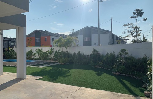 Ijok House | SP Homestay Puncak Alam With Private Swimming Pool
