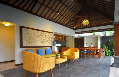 Petitenget Villa | SP2003 - 2 Bedroom Balinese Style Villa Seminyak