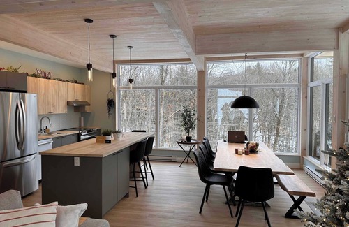 Argenteuil Regional County Municipality Ski Chalet | Spa & Absolute Comfort - Le RuissO