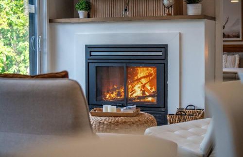 Chertsey Ski Chalet | Spa and Sauna - Le Van Gogh