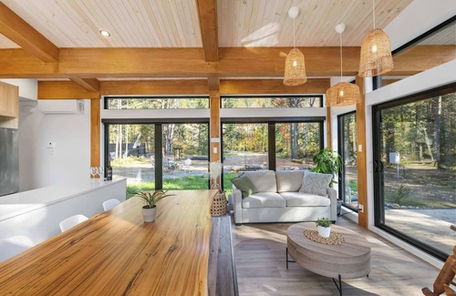 Saint Come Ski Chalet | Spa and Sauna - Riverside - Brand New- SKOV Chalets
