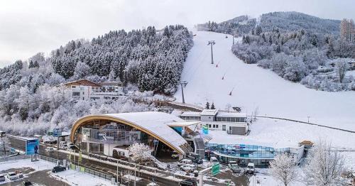 Schuttdorf Apartment | Spa Apartments - next to AreitXpress Gondola