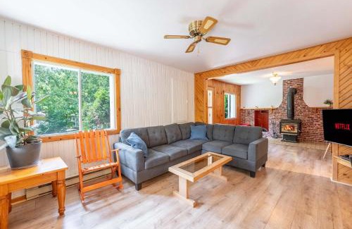 Entrelacs Ski Chalet | Spa - Babyfoot - Le Panache