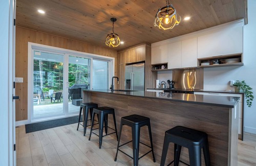 Saint Donat Ski Chalet | Spa, Babyfoot, Total comfort, Ski-in/out - Le Chouette Chalet