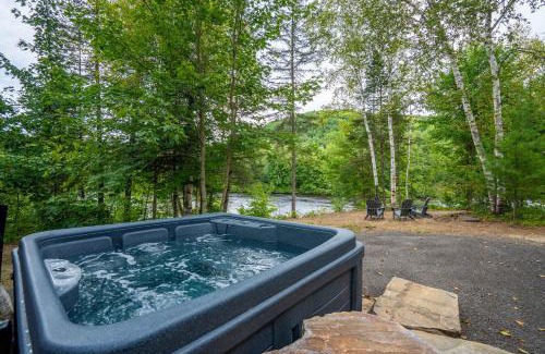 Mauricie Ski Chalet | Spa et River - Le Grand-Pic