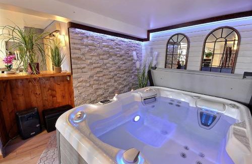 Seez House | Spa et romance à Molliebon