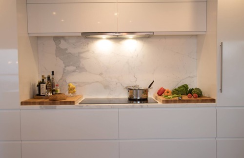 Sonoma House | Spa-like Estate, Wince Country Getaway, close to the Sonoma Square Amazing Views