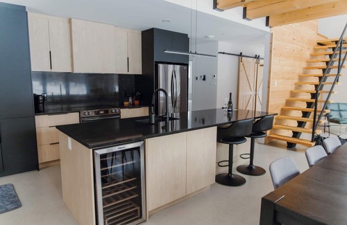 Chertsey Ski Chalet | Spa & Lili Lake - Le Boreas