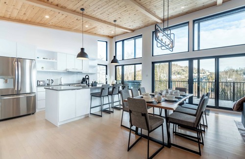 Saint Come Ski Chalet | Spa & Mountain View - Le Eastman View