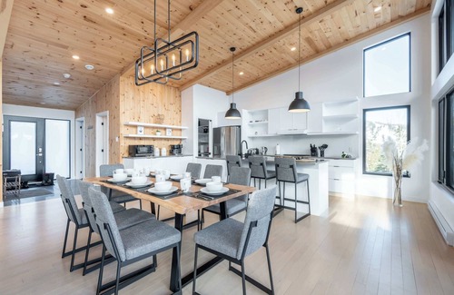 Saint Come Ski Chalet | Spa & Mountain View - Le Eastman View