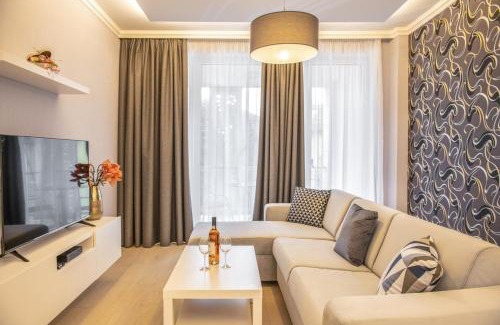 Heviz Apartment | Spa Residence Carbona Apartment 105