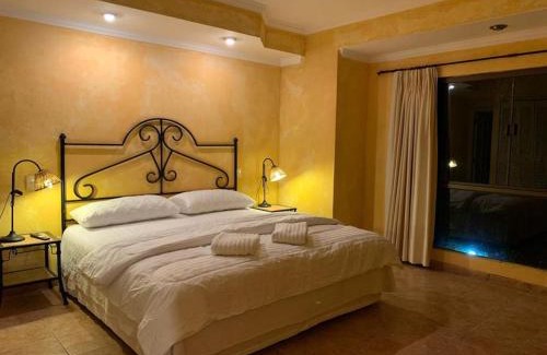 Santa Cruz Apartment | Spa Retreat