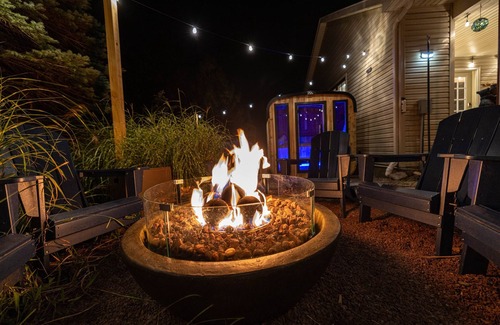 Lake Harmony House | Spa Retreat with 2 Saunas, Hot Tub & 2 Fire Pits