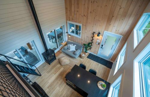 Mauricie Ski Chalet | Spa & River - L'ecureuil