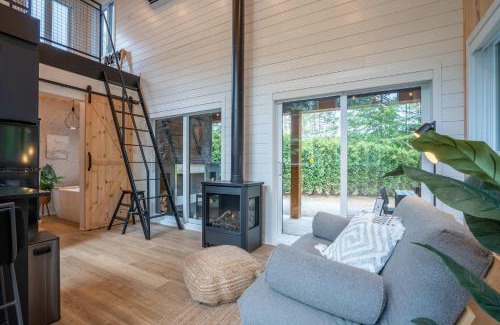 Mauricie Ski Chalet | Spa & River - L'ecureuil