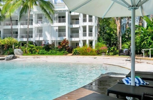 Palm Cove Apartment | Spa Suite Beach Club 3221