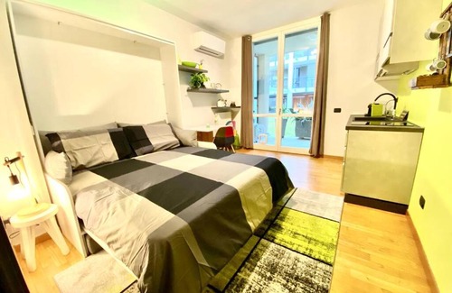 Saronno Apartment | Spa Tiny Love Apartment close to Milan-Como-Malpensa