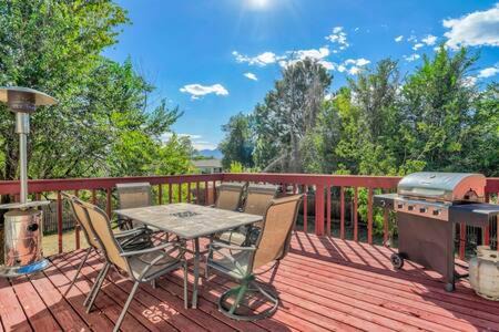 Southeast Colorado Springs Apartment | Space Base Near Airport BBQ Game Room