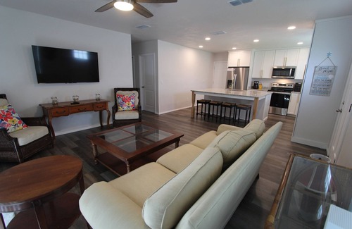 Titusville House | SPACE COAST ANGLERS RETREAT
