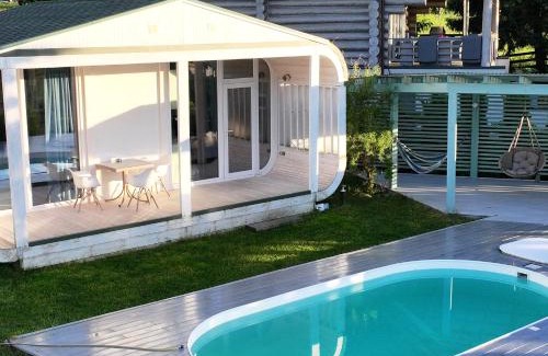 Yablunytsya Cabin | Space Place
