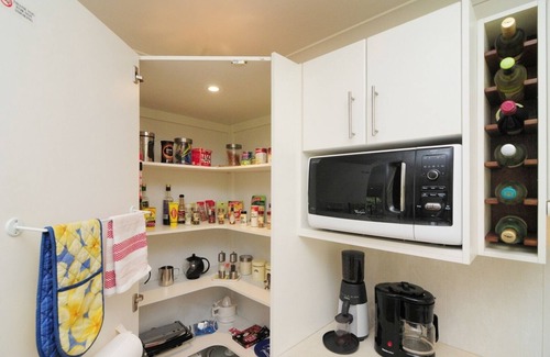 Tapitallee Cottage | Space privacy comfort nVisit BundanonnThe Stables @Tapitallee Lodges