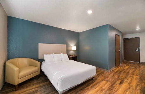 Rockledge Hotel | Space w/Full Kitchen Ideal for Work Trips or Long Florida Beach Stays - 2 Rooms