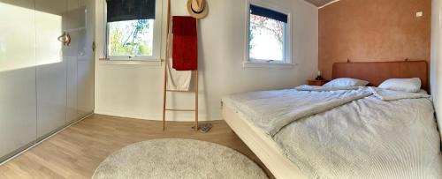 Sjllands Odde House | Spacey and charming cabin 300 m. from beach