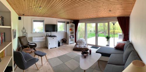 Sjllands Odde House | Spacey and charming cabin 300 m. from beach