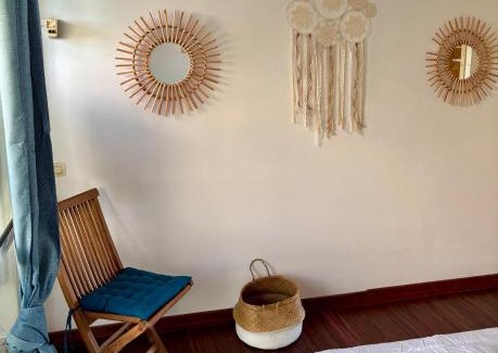 Dampierre Apartment | Spacieux appart avec piscine, 5 minutes à pied des plages