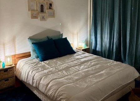 Dampierre Apartment | Spacieux appart avec piscine, 5 minutes à pied des plages