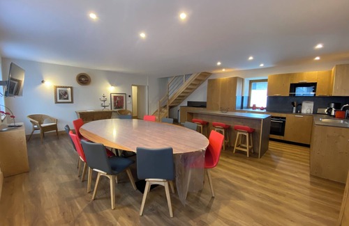 Sollieres-Sardieres Ski Chalet | Spacieux Chalet de Standing Dans Village au Calme, Wifi