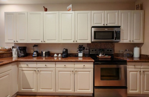 Santa Barbara Apartment | Spacious 3-bedroom apartment in delightful Guanacaste with AC, WiFi