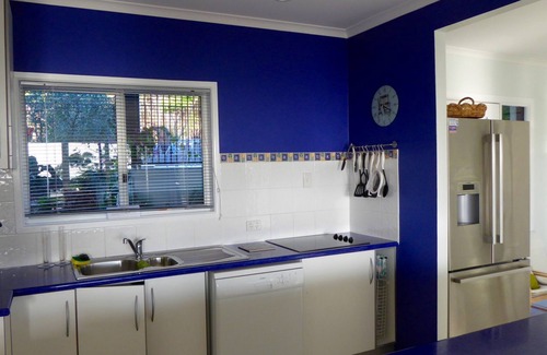 Brisbane Waterfront Apartment | Spacious living with spectacular views