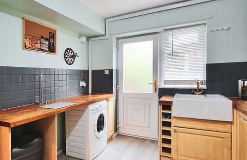 Offerton House | Spacious 1-Bed Annex with Private backyard