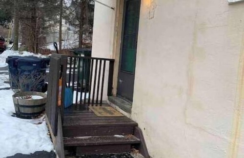 Highland Falls Apartment | SPACIOUS 1-BEDROOM- FREE PARKING ON PREMISES!