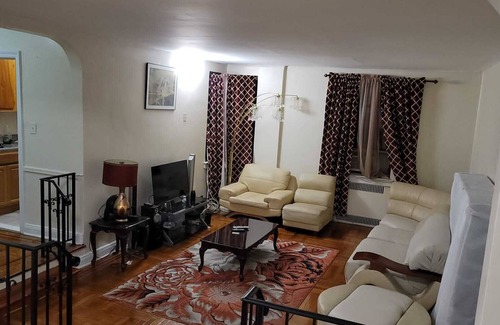 Ditmas Park House | Spacious 1 bedroom, apartment in the heart of Brooklyn