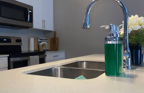 Moncton Apartment | Spacious 1 bedroom apartment, 5 minutes away from the Casino and USVA Nordic Spa