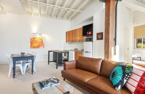 Teneriffe House | Spacious 1 Bedroom Apartment in Teneriffe Brisbane