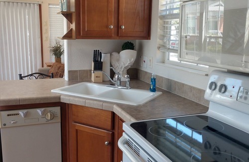 Kissimmee Resort | SPACIOUS 1 BEDROOM LOFT GOLF CART IN DISNEY AREA 5 STAR RATED MILL CREEK RESORT