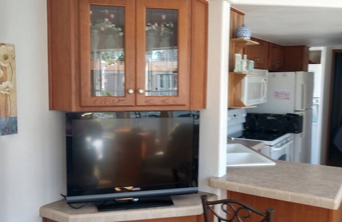 Kissimmee Resort | SPACIOUS 1 BEDROOM LOFT GOLF CART IN DISNEY AREA 5 STAR RATED MILL CREEK RESORT