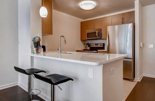 Hudson Exchange Apartment | Spacious 1 Bedroom Apartment in Jersey City