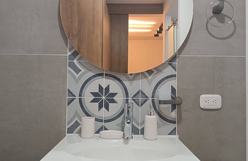 Cali Apartment | Spacious 1-bedroom with AC, fantastic view, fitness room,pool in gorgeous Cali