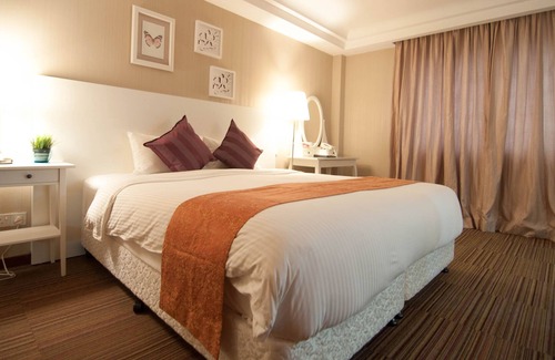 Orchard Apartment | Spacious 1 BR Deluxe near Orchard