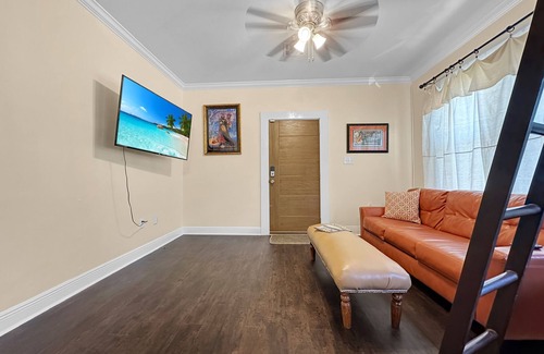 Gentilly Terrace House | Spacious 1-BR with modern upgrades—perfect for a comfortable and stylish stay!