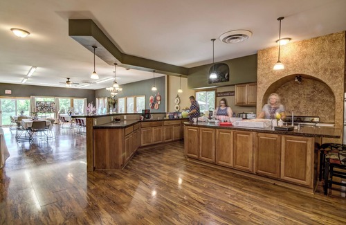 Osseo House | Spacious 10-bedroom, 40 beds, 3.5 bath country home in Osseo, WI with WiFi, AC