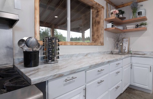 Idaho County Cabin | Spacious 11 Bdrm Lodge on edge of Clearwater Ntl Forest