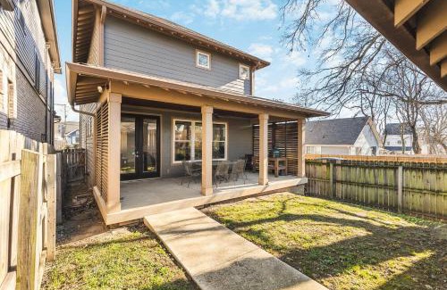Hope Gardens House | Spacious 11 Bed Germantown Home with 3 Patios Only 1.5 mi to Broadway